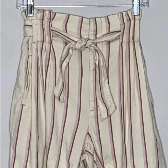 Anthropologie Edisto Paper Bag Waist Short… - Picture 4 of 9